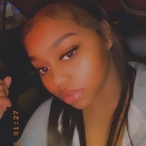 Meet your Posher, Kyche